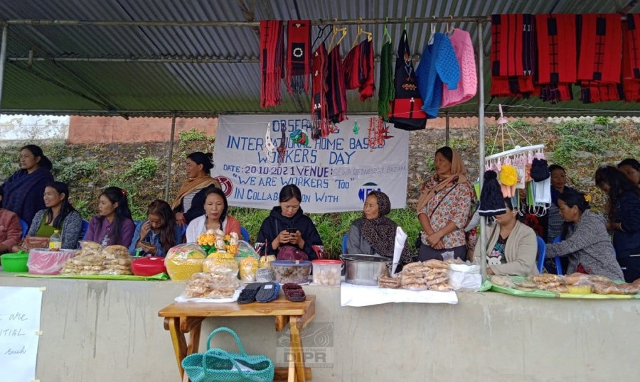 Shamator-based Self Employed Women Association (SEWA), led by field co-ordinator, TsurilaYimkhiung observed the International Homebase Workers Day under the theme "We Are Workers Too" on October 20. Commandant, 45 AR, Shamator Battalion, Colonel Amit Thakur and Chief Medical Officer Dr Jacob supported the event by putting up their tents in support for the SEWA members. (DIPR Photo)